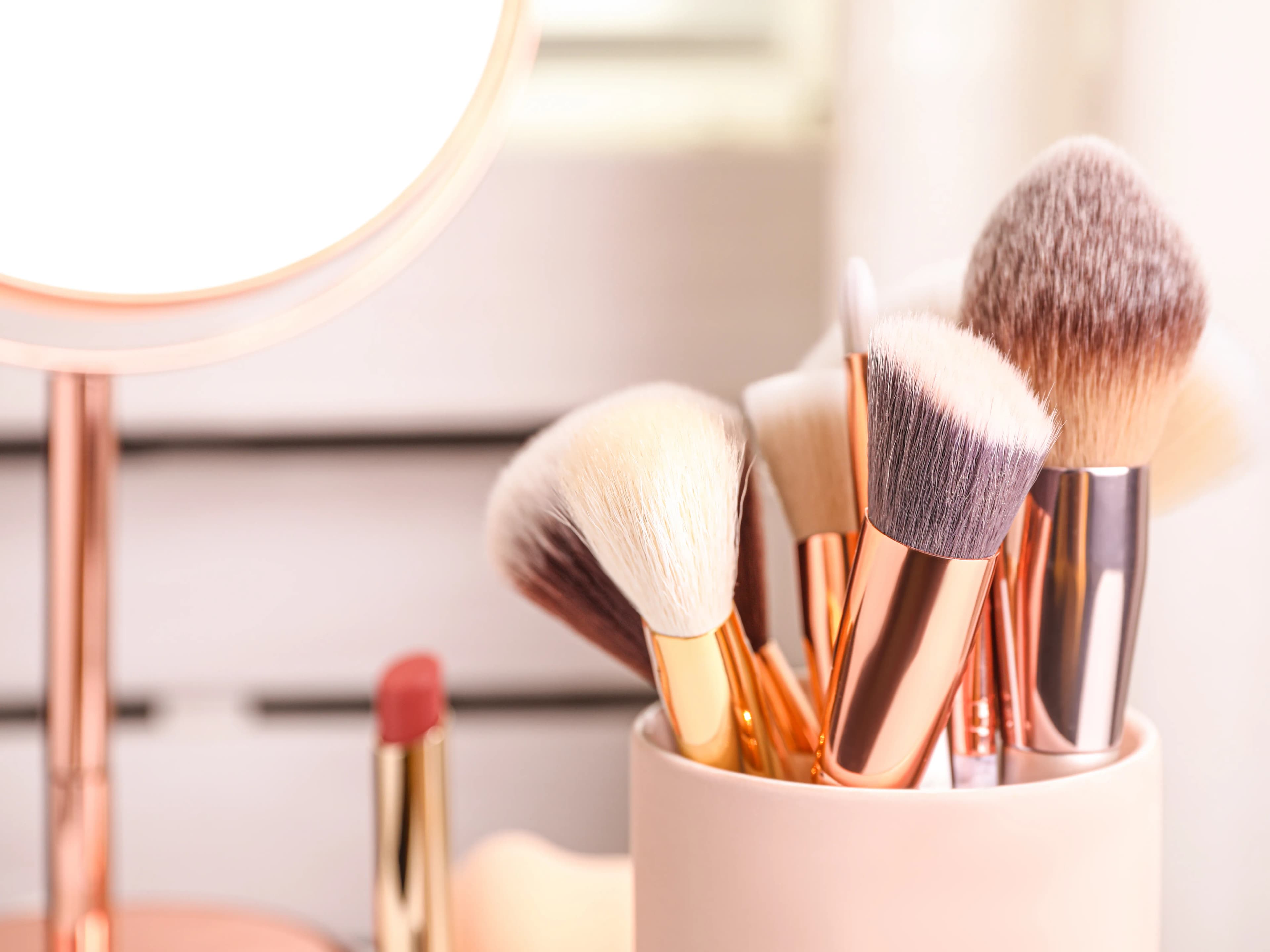 LADES Makeup